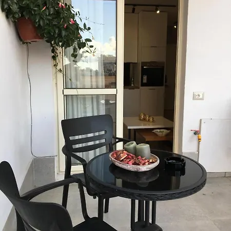 شقة 2 تيرانا