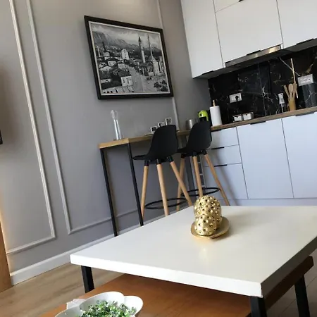 2 Apartamento Tirana